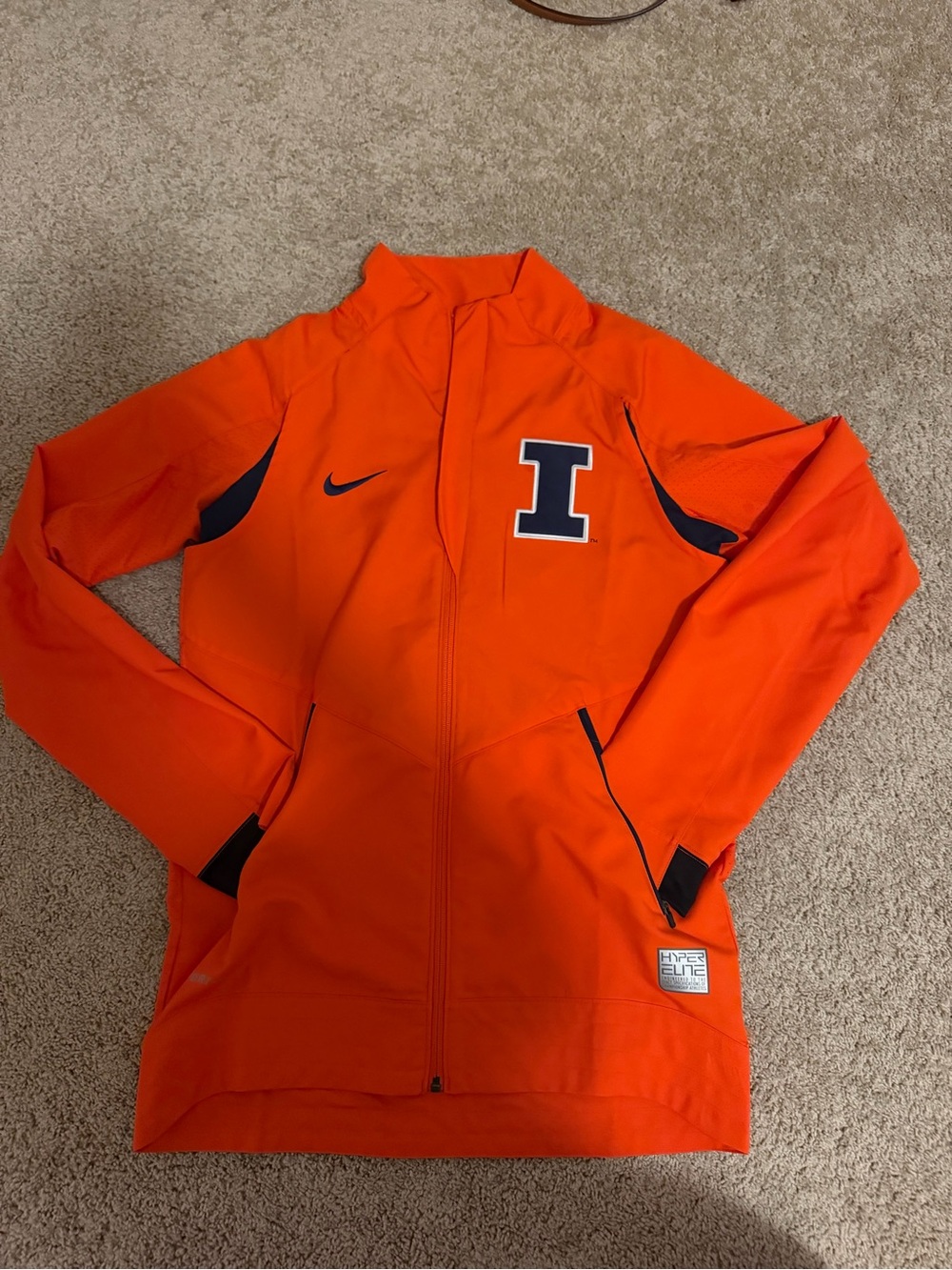 NWOT NIKE ILLINOIS JACKET